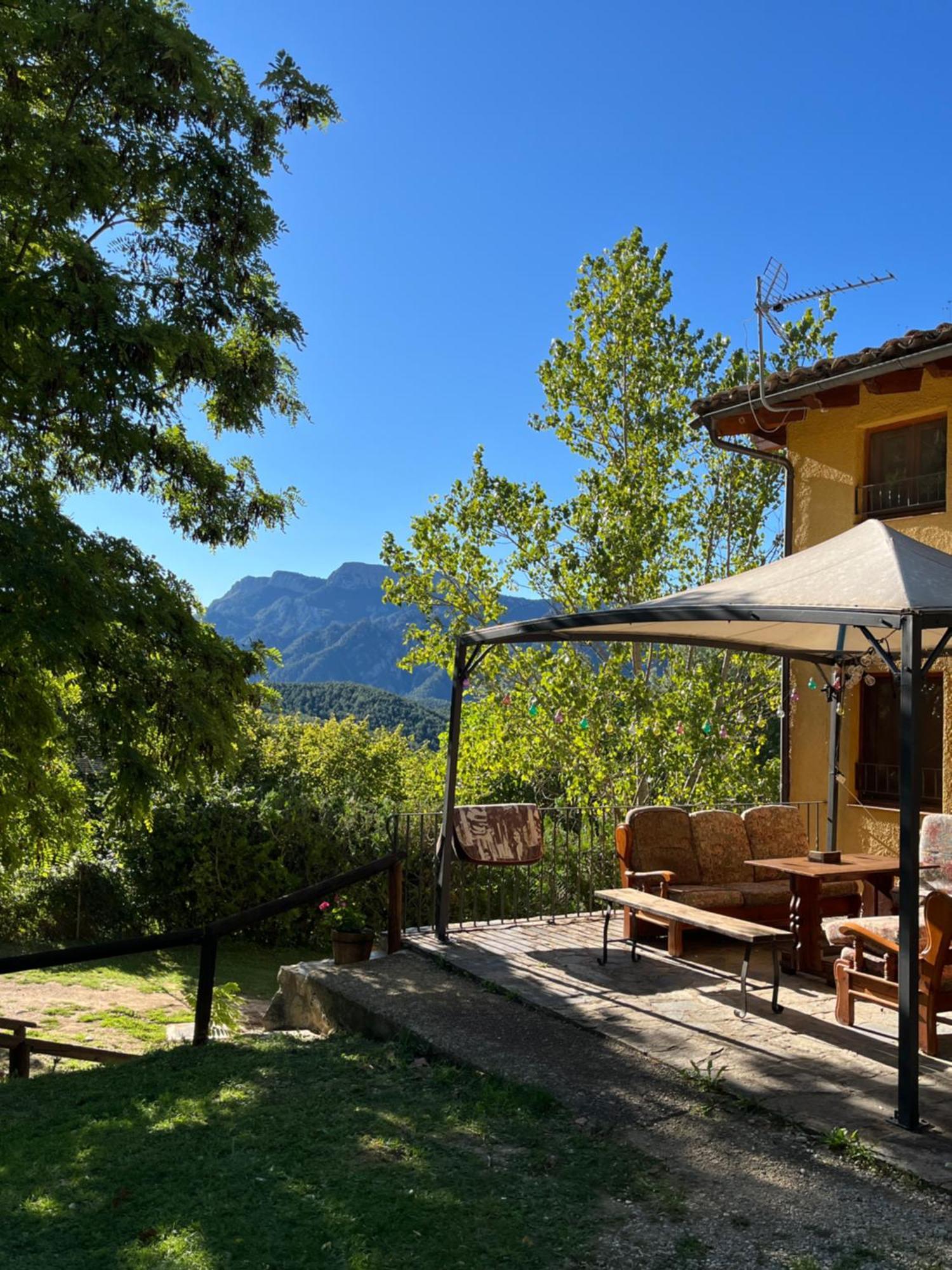 Alberg Rural Torre Del Baro San Lorenzo de Morunys Exteriör bild